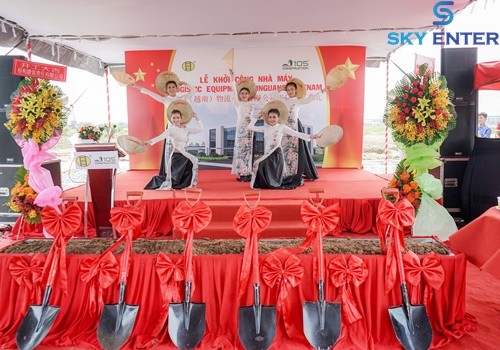 to-chuc-le-khoi-cong-nha-may-logistic